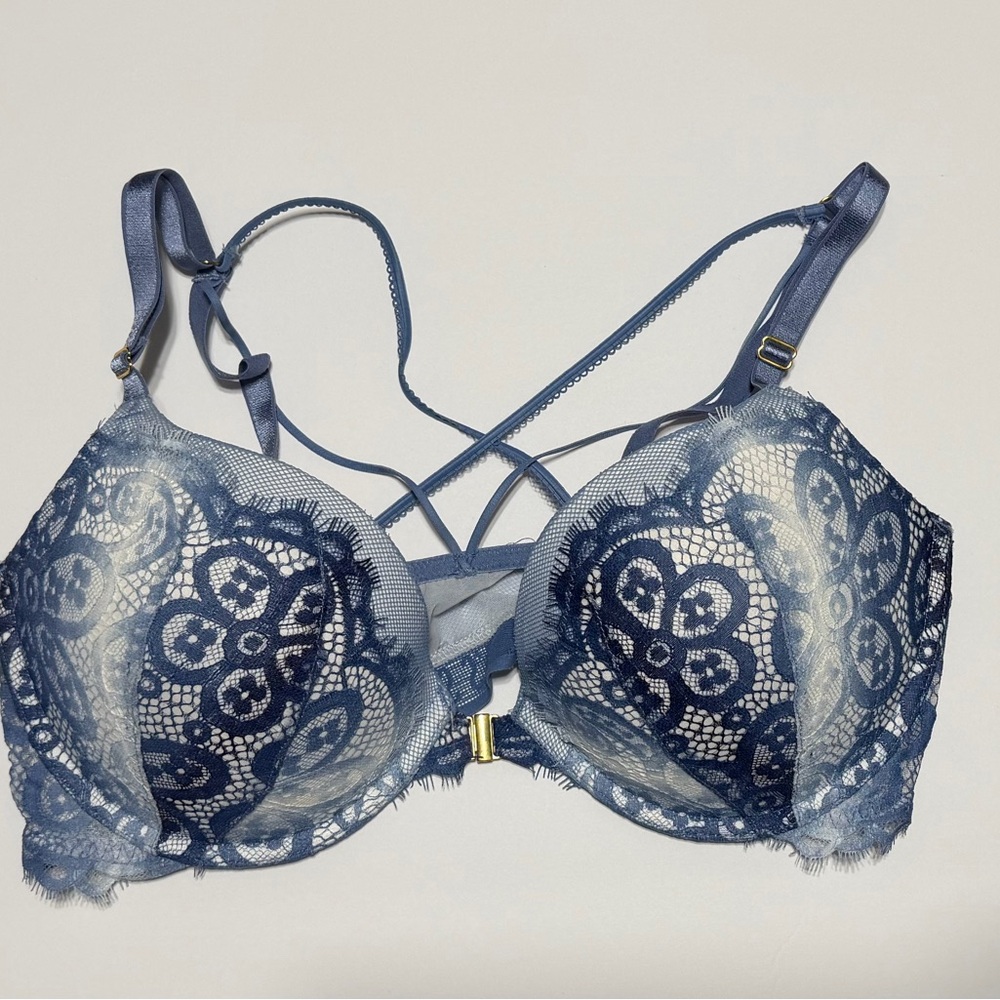 Victoria's Secret Navy Blue Lace Push-Up Bra with Strappy Back